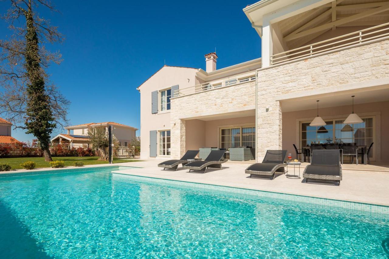 Villa Florence By Ilc-Istria Luxury Collection บระทอนิกลา ภายนอก รูปภาพ